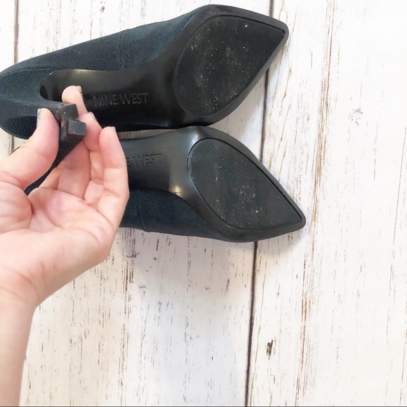 Navy blue Nine West navy blue pointed toe heels 5M - Picture 9 of 10